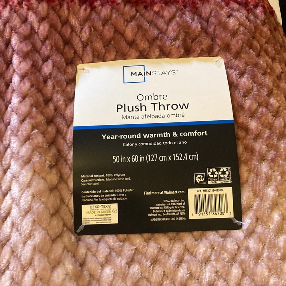 New plush throw.